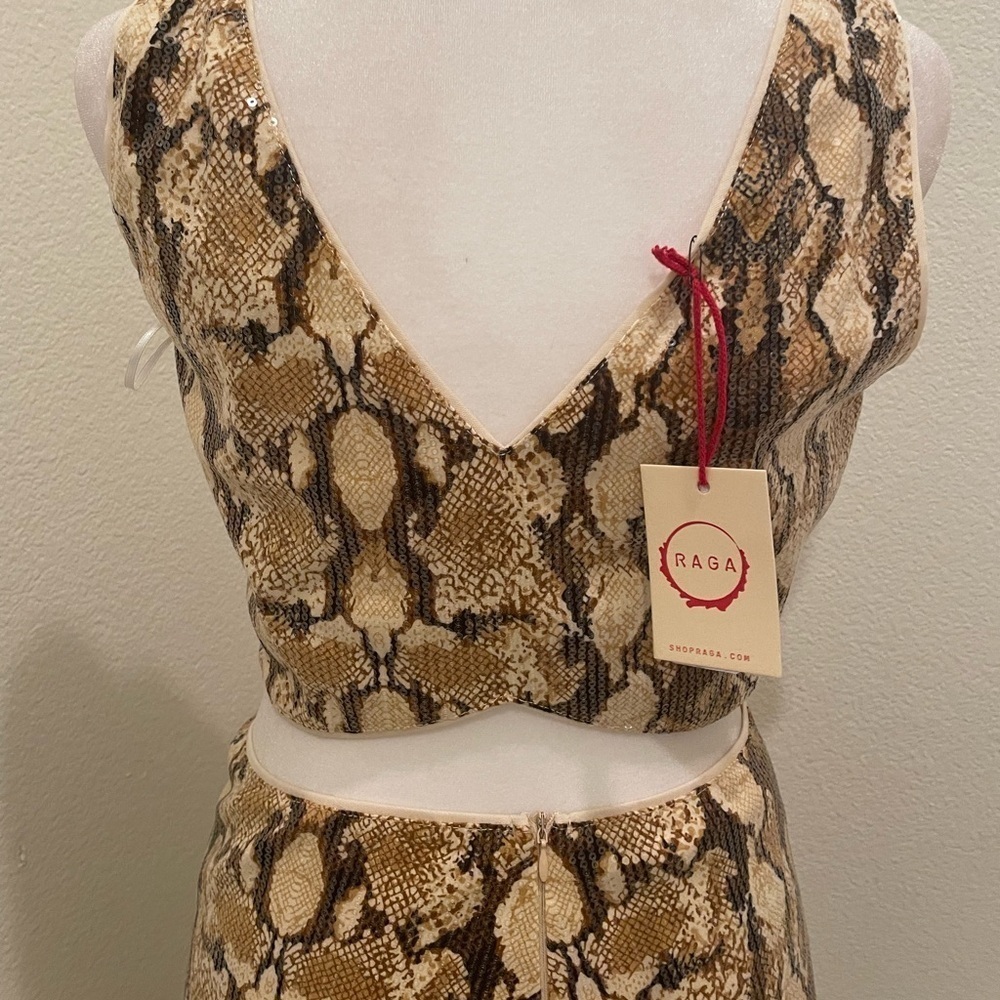 NWT RAGA Two Piece Slither Snake Print sequence set Cropped Tank & Pencil Skirt  - Picture 5 of 13